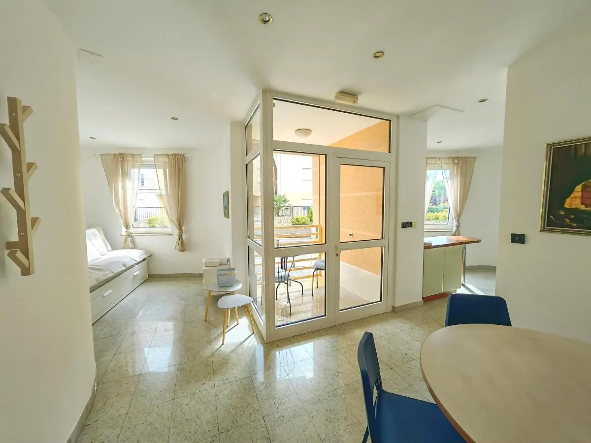 Sea View Apartment & Studio Apartment Bruno Umag