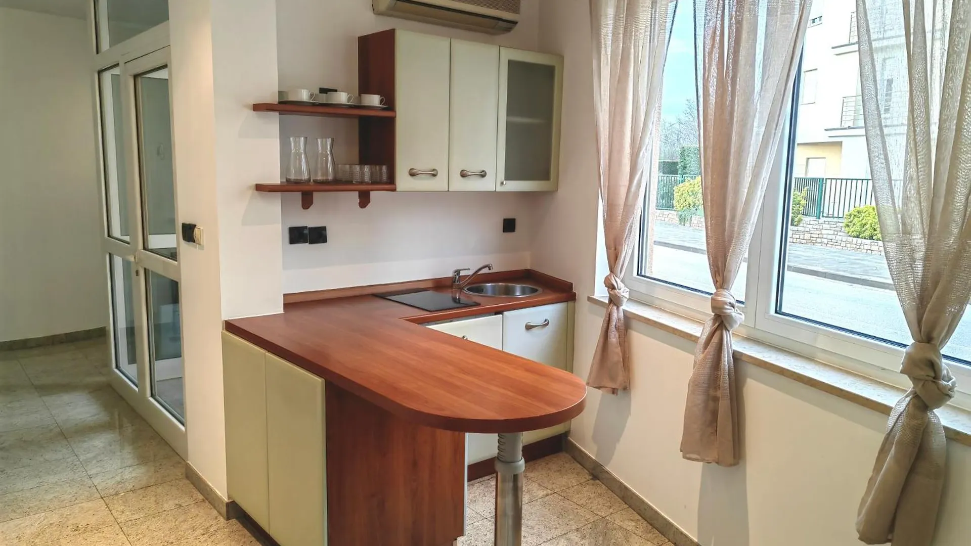 Sea View Apartment & Studio Apartment Bruno Umag